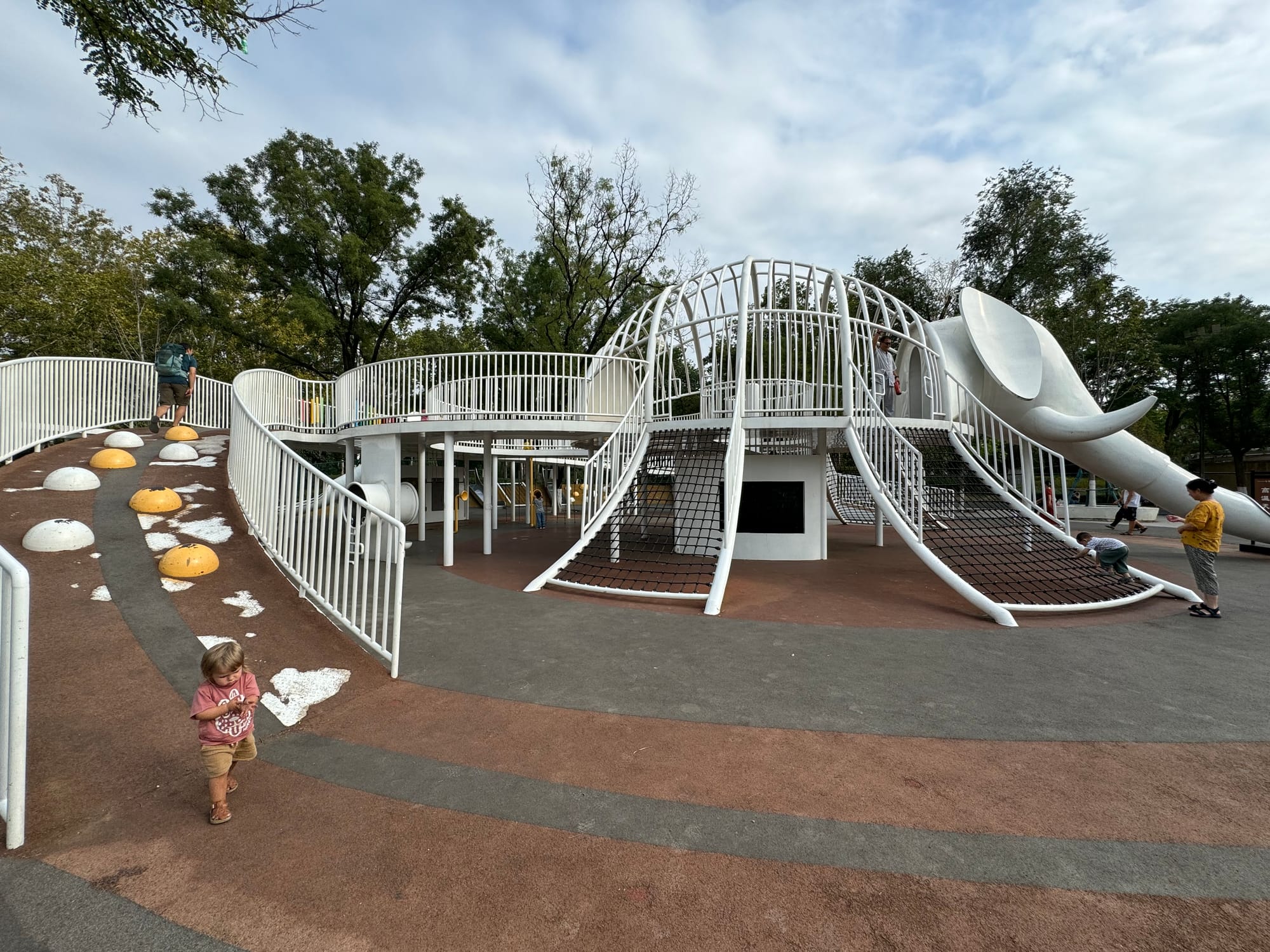 Playground in Xingqinggong Park in Xi'an